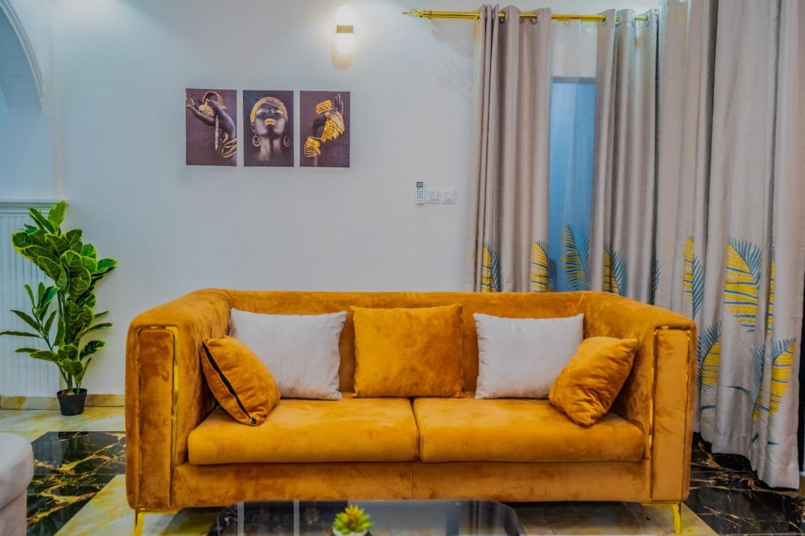 Prince Home Дуала Экстерьер фото